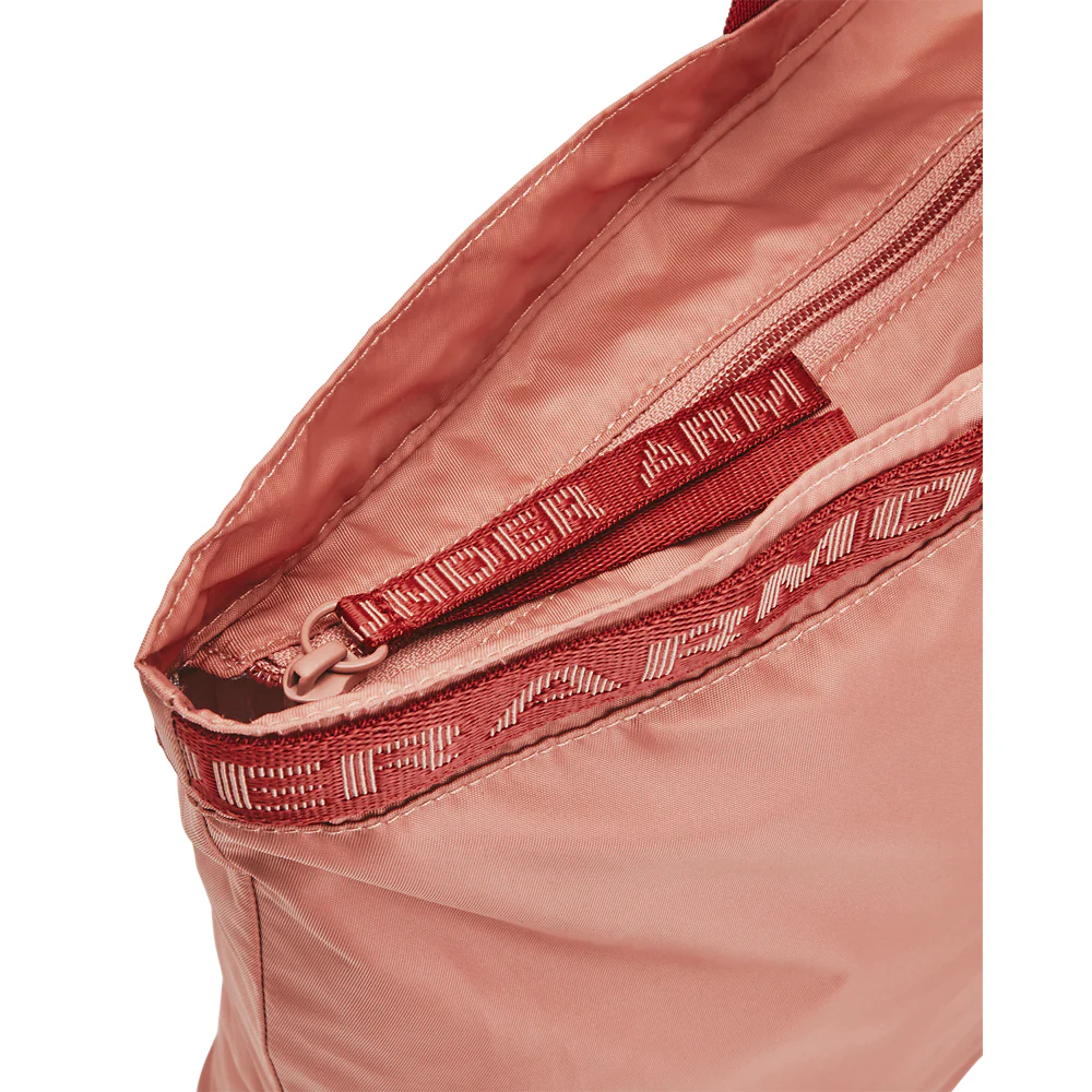 תיק נשיאה אופנתי וספורטיבי מבית UNDER ARMOUR דגם Favorite Tote Bag 20L - Image 6