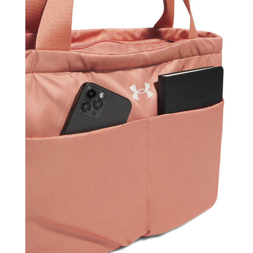 תיק נשיאה אופנתי וספורטיבי מבית UNDER ARMOUR דגם Studio Lite Tote Bag 16L - Image 9