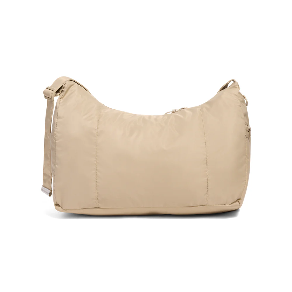 תיק דאפל יוניסקס ספורטיבי מבית UNDER ARMOUR דגם Studio Slouchy Duffle 20L - Image 5