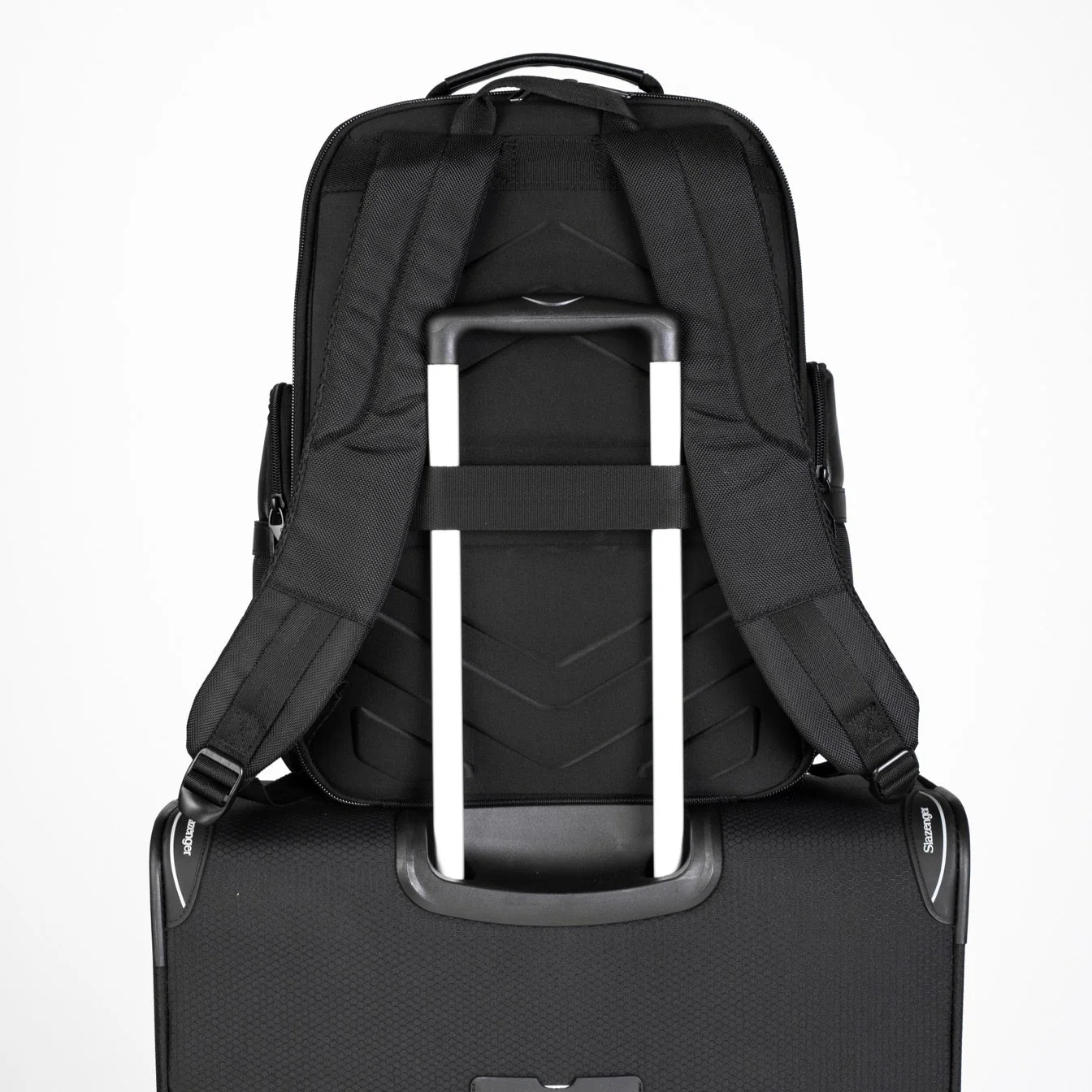 תיק גב יוקרתי עסקי למחשב נייד 15.6״ מבית SLAZENGER מסדרת OXFORD - Image 24