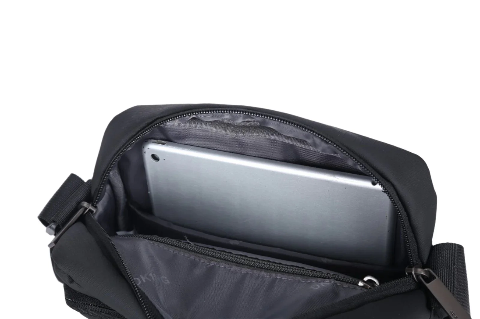 תיק צד איכותי לגבר מבית המותג AOKING דגם SK3087 - Image 12