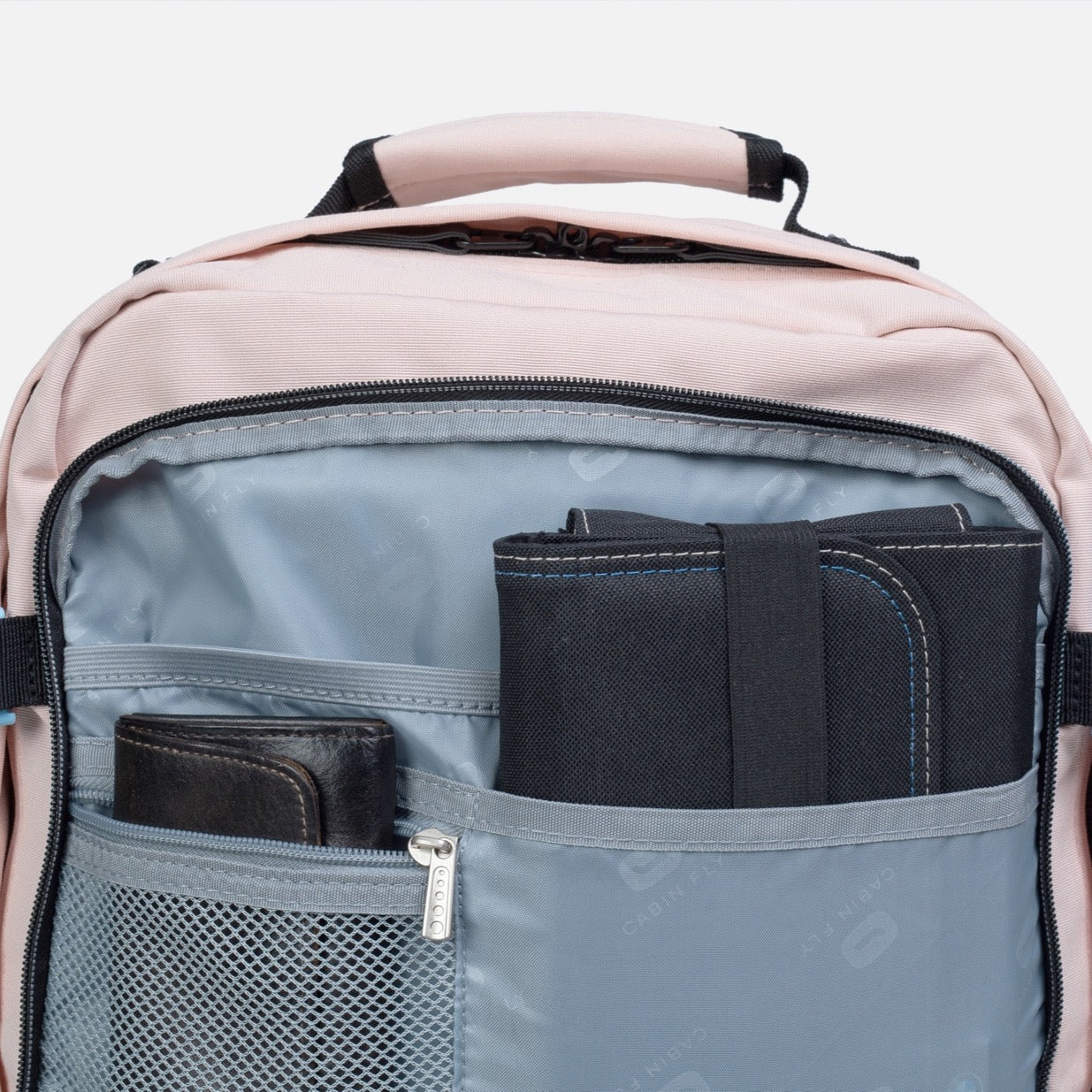 תיק עליה למטוס מתרחב מבית המותג ®CABIN FLY דגם SkyLite מידה S 40x25x20cm - Image 21
