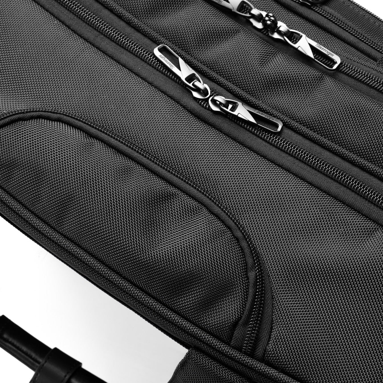 מזוודת טרולי עסקים 2 גלגלים עם תא לללפטופ LAPTOP CASE מבית המותג SLAZENGER סדרת OXFORD - Image 11