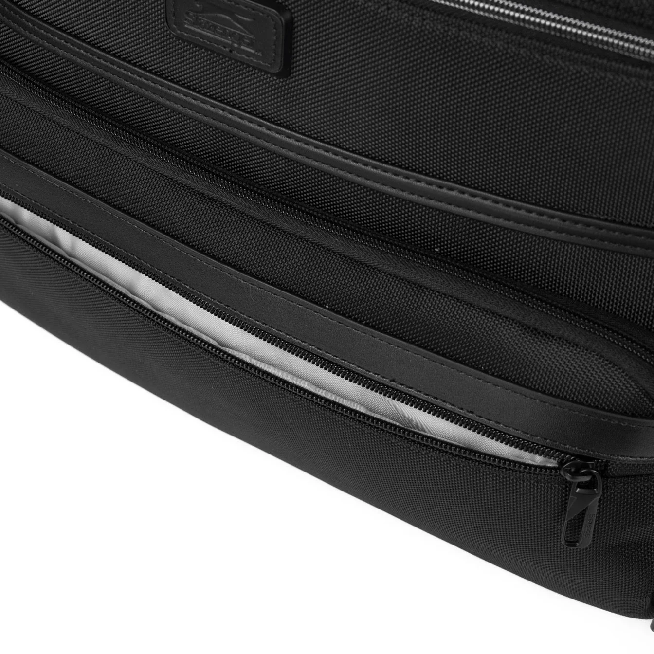 מזוודת טרולי עסקים 2 גלגלים עם תא לללפטופ LAPTOP CASE מבית המותג SLAZENGER סדרת OXFORD - Image 23