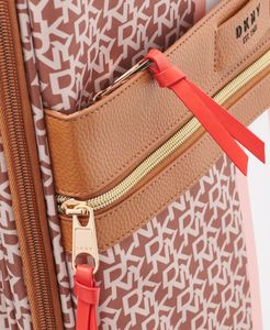 מזוודה בד גדולה 28" אופנתית מבית מעצבת העל Donna Karan DKNY דגם SIGNATURE 636 - Image 6