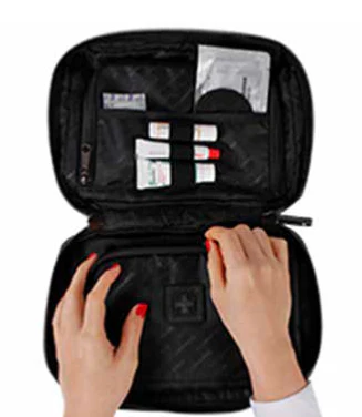 תיק רחצה איכותי מבית המותג השוויצרי SwissBrand דגם BOXSTER SHOWER BAG - Image 2